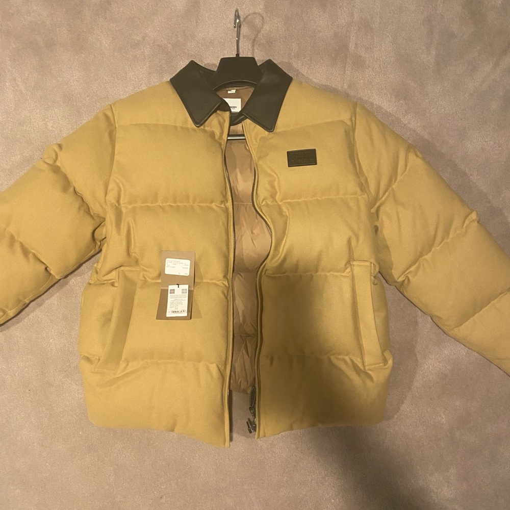 NWT Authentic Burberry Jacket! No Flaws!!! Just purchased September 2021.